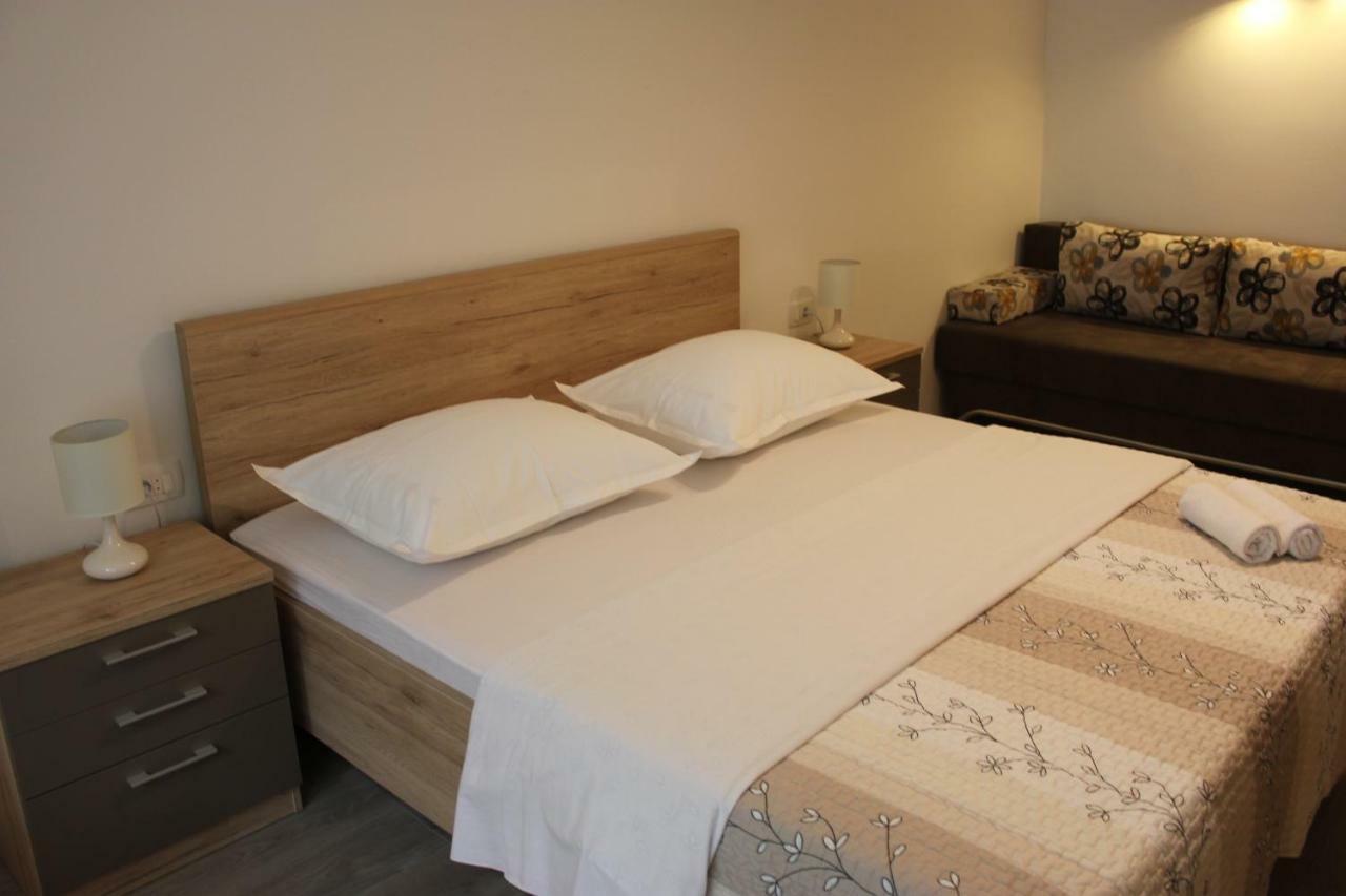 Apartman Tafra Omiš Екстериор снимка