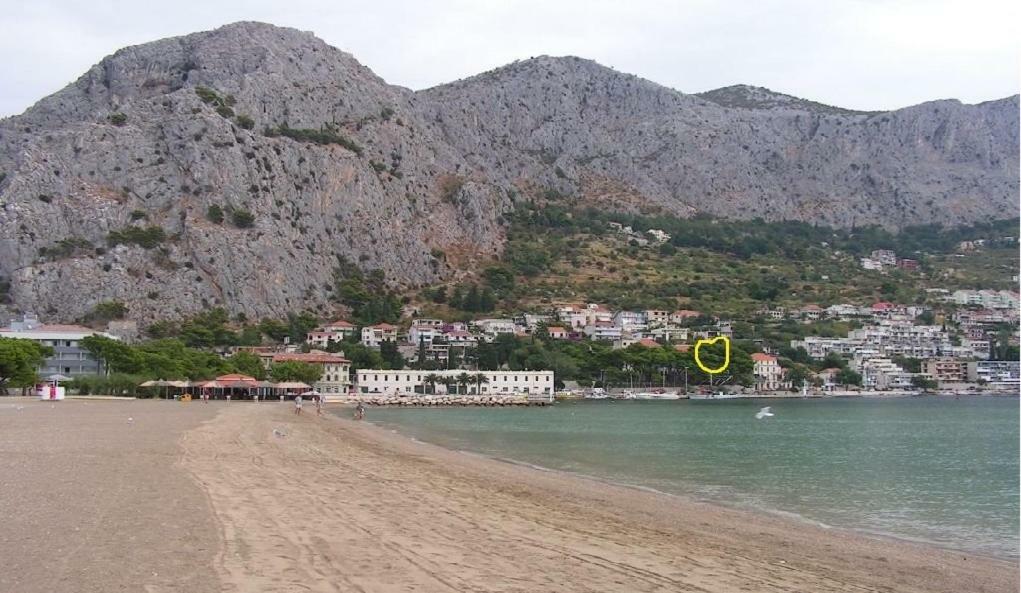 Apartman Tafra Omiš Екстериор снимка